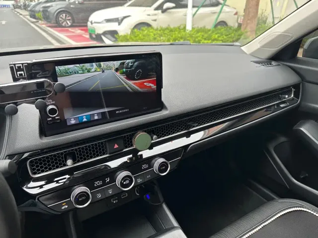 Honda Civic — Фото автомобиля 12