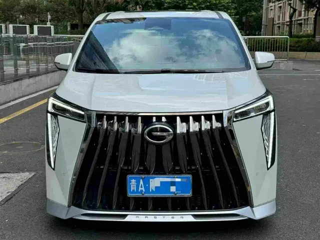 GAC Trumpchi M8 — Фото автомобиля 3