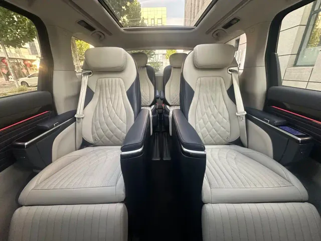Maxus G90 — Фото автомобиля 29
