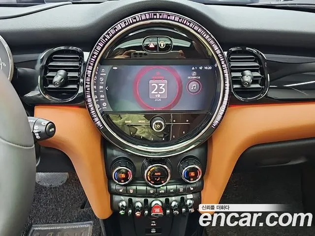 MINI Cooper — Фото автомобиля 10