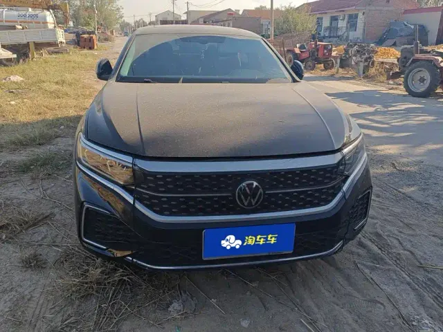 Volkswagen Passat — Фото автомобиля 2