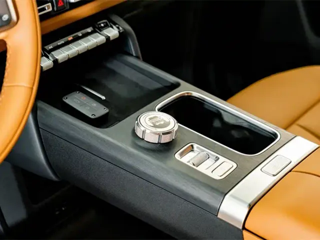 iCAR V27 — Фото автомобиля 12