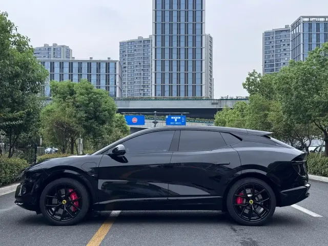 Lotus Cars ELETRE 2023 ELETRE S+ — Фото автомобиля 3
