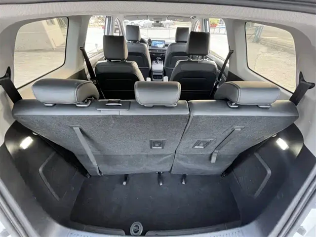 Wuling Jiachen — Фото автомобиля 21