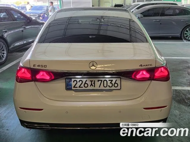 Mercedes-Benz E-Class W214 — Фото автомобиля 3