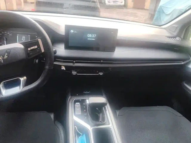 Wuling Jiachen — Фото автомобиля 16