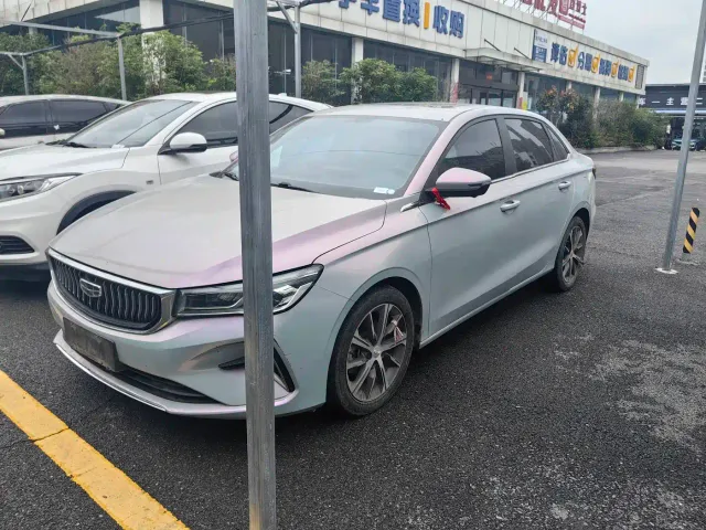 Фотография автомобиля — Geely Emgrand