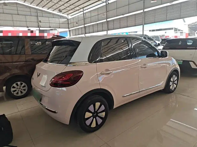 Wuling Bingo — Фото автомобиля 6