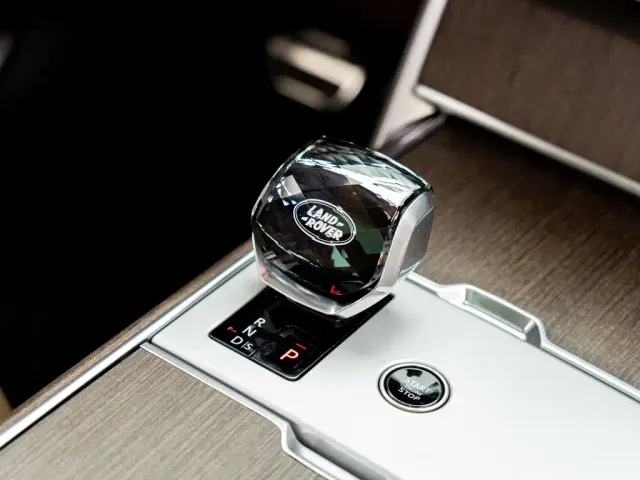Land Rover Range Rover — Фото автомобиля 19