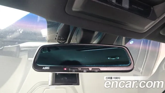 KG_Mobility_Ssangyong Rexton Новый Rexton Sport Khan Дизель 2.2 4WD — Фото автомобиля 19