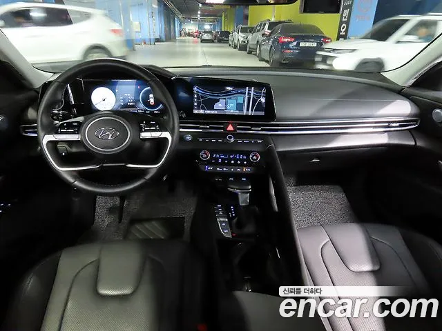 Hyundai Avante CN7 — Фото автомобиля 5