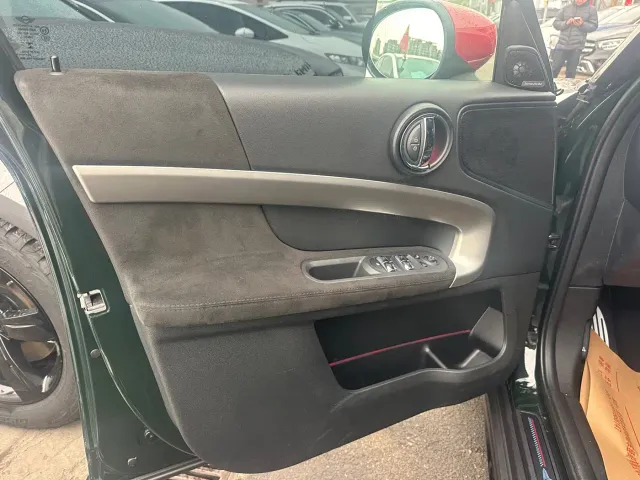 MINI JCW COUNTRYMAN — Фото автомобиля 9
