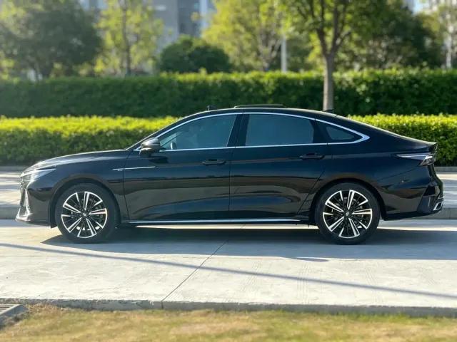 Chery Arrizo 8 — Фото автомобиля 7
