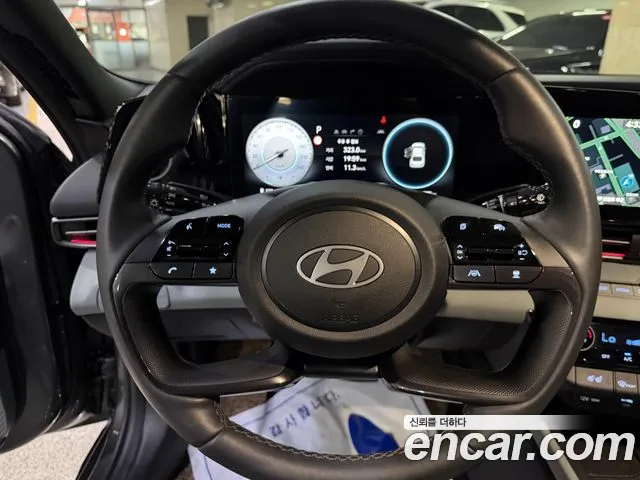 Hyundai Avante CN7 — Фото автомобиля 9