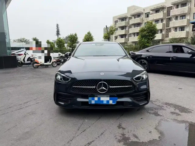 Mercedes-Benz C-Class — Фото автомобиля 2