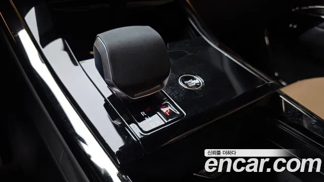 Land Rover Range Rover Sport — Фото автомобиля 9