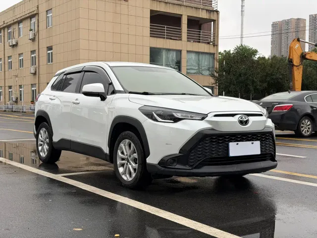 Toyota Frontlander — Фото автомобиля 3