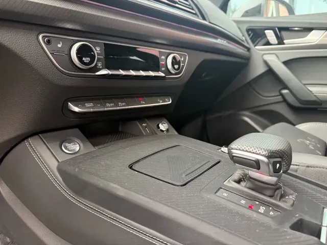 Audi Q5L — Фото автомобиля 8
