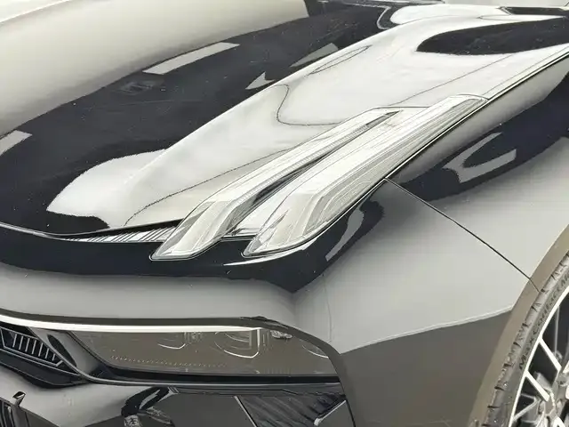 Lynk & Co 03 — Фото автомобиля 17