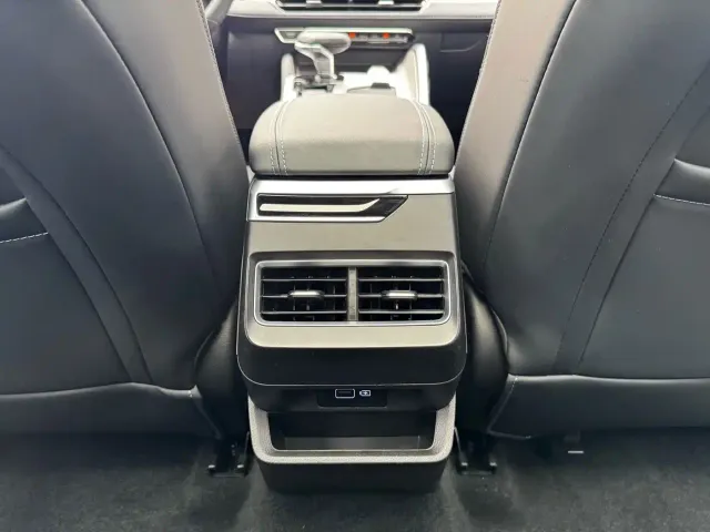 Geely Xingrui — Фото автомобиля 16