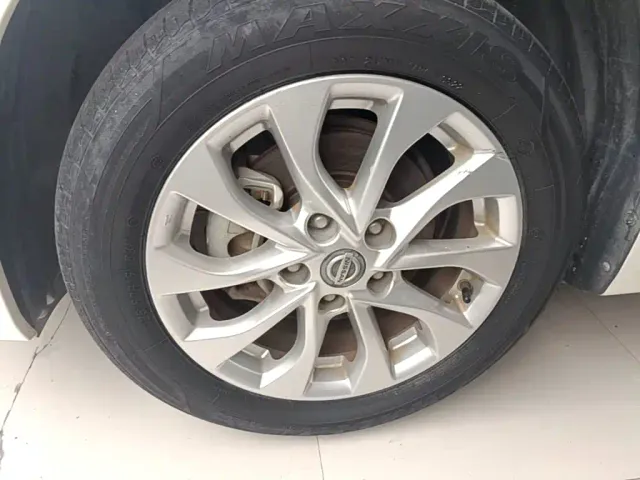 Nissan Sylphy — Фото автомобиля 22