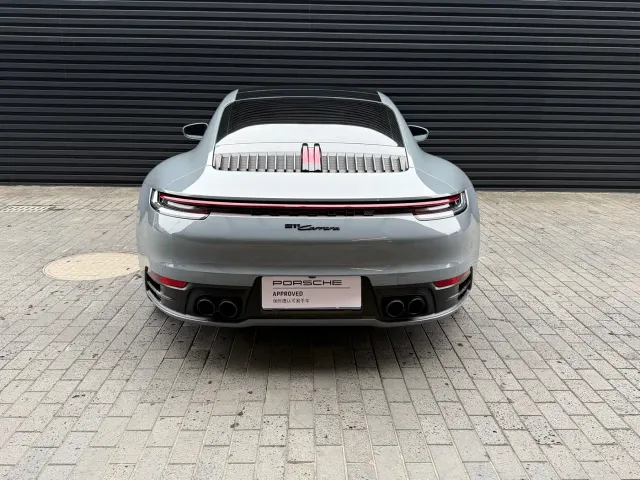 Porsche 911 — Фото автомобиля 6