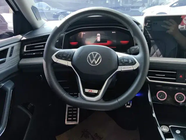 Volkswagen Sagitar — Фото автомобиля 15
