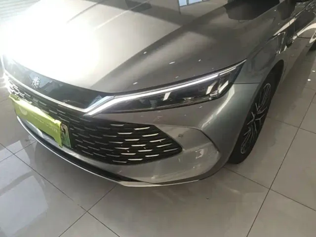 BYD Qin L — Фото автомобиля 23