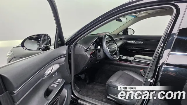 Genesis GV70 — Фото автомобиля 10