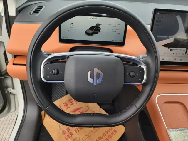Leapmotor C10 — Фото автомобиля 15