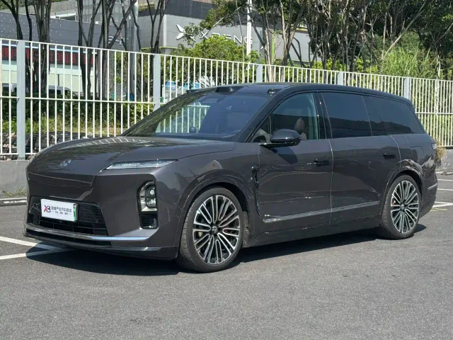 Фотография автомобиля — Nio ES8