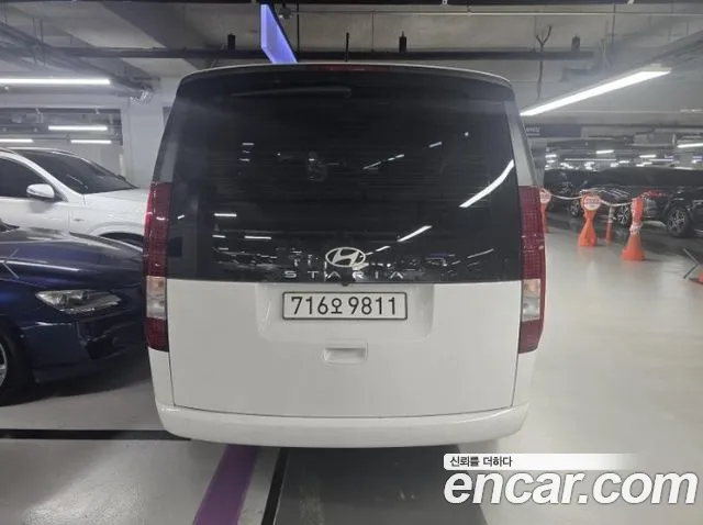 Hyundai Staria — Фото автомобиля 2