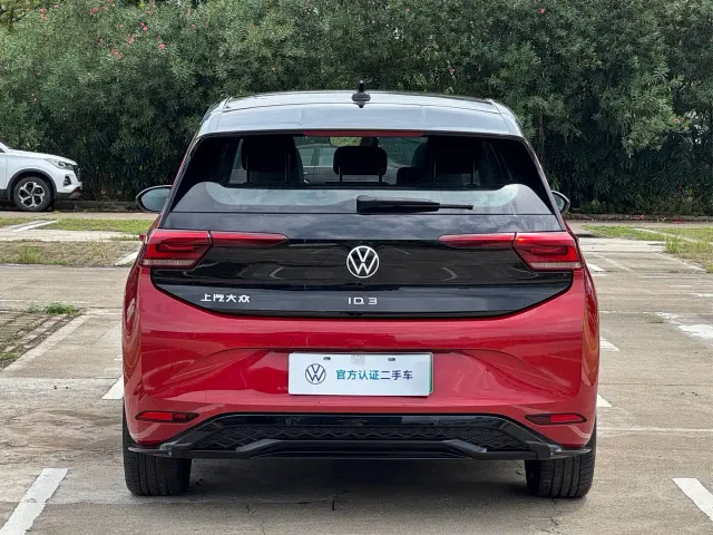 Volkswagen ID.3 — Фото автомобиля 9