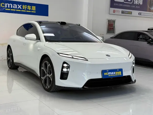 Nio ET5 — Фото автомобиля 3
