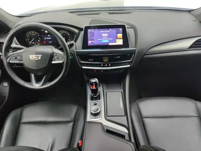 Cadillac CT5 — Фото автомобиля 12