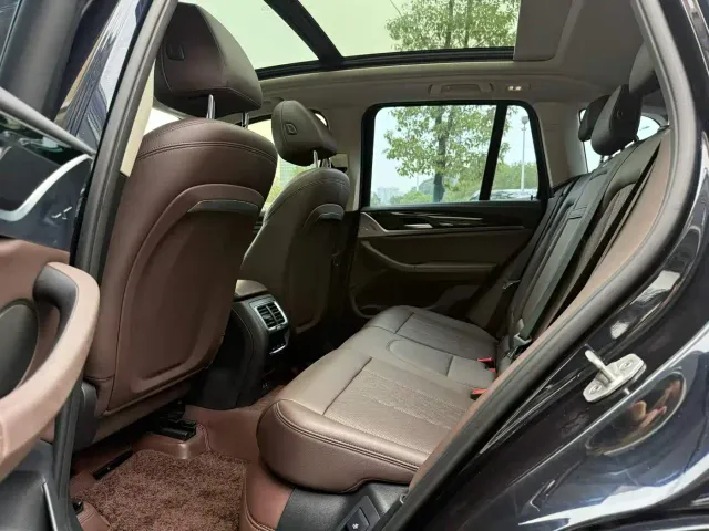 BMW X3 — Фото автомобиля 5