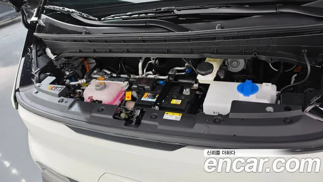 Kia PV5 — Фото автомобиля 6