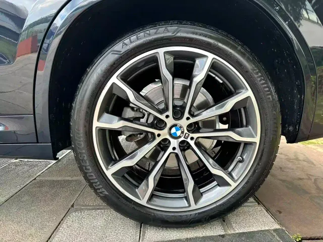BMW X3 — Фото автомобиля 30