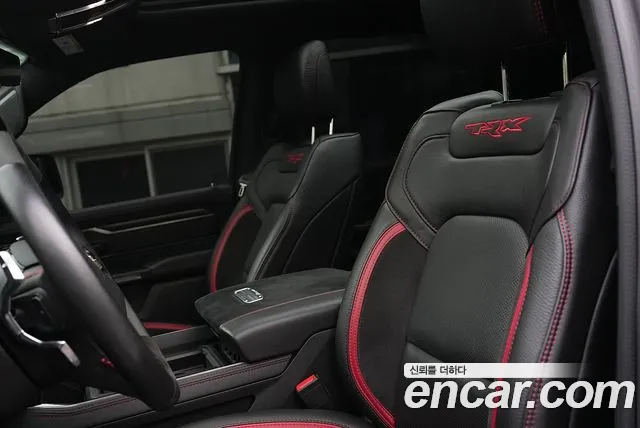 Dodge Ram Pickup — Фото автомобиля 7
