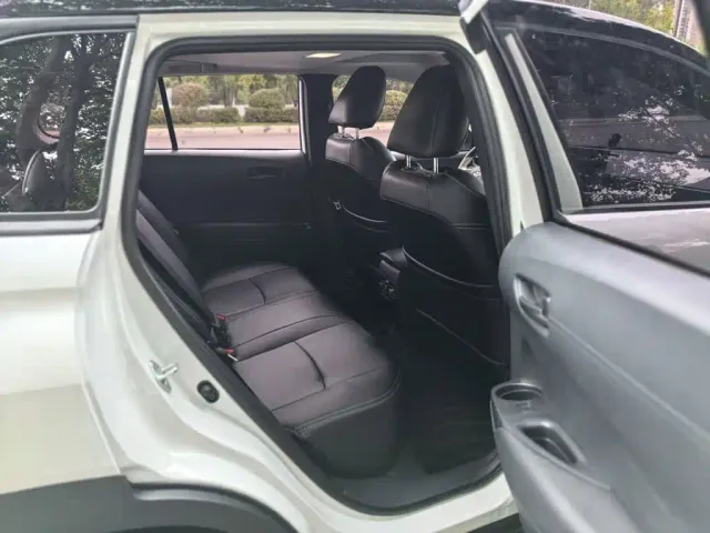 Toyota Corolla Cross — Фото автомобиля 14