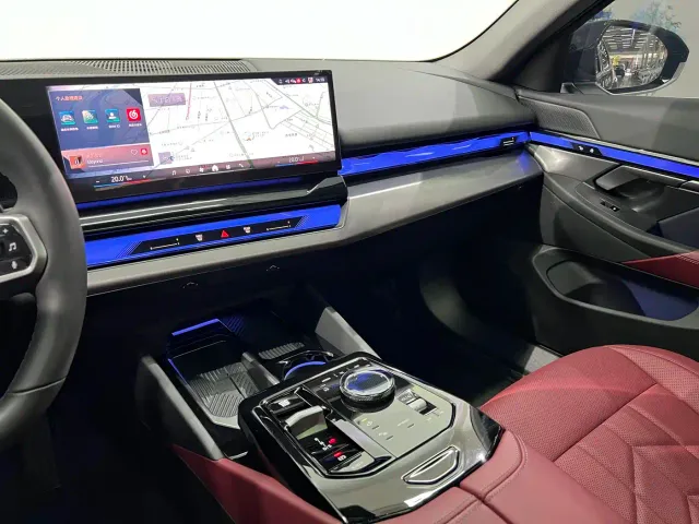 BMW 5 Series — Фото автомобиля 20