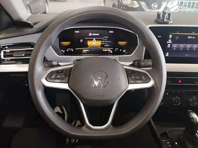 Volkswagen Lavida — Фото автомобиля 10