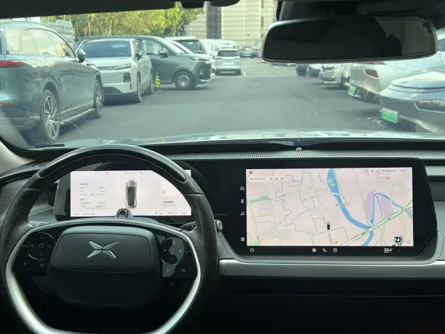 Xpeng P7 — Фото автомобиля 16
