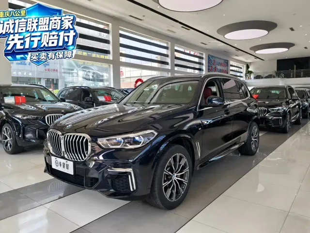 Фотография автомобиля — BMW X5