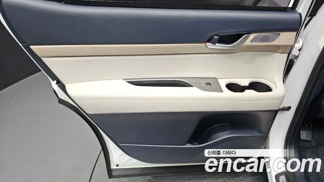 Hyundai Palisade Palisade Дизель 2.2 2WD — Фото автомобиля 21