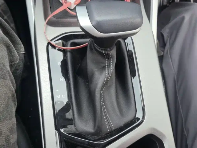 Geely Emgrand — Фото автомобиля 10