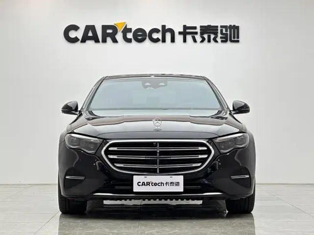 Mercedes-Benz E-Class — Фото автомобиля 7