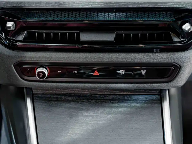 BMW 3 Series — Фото автомобиля 11