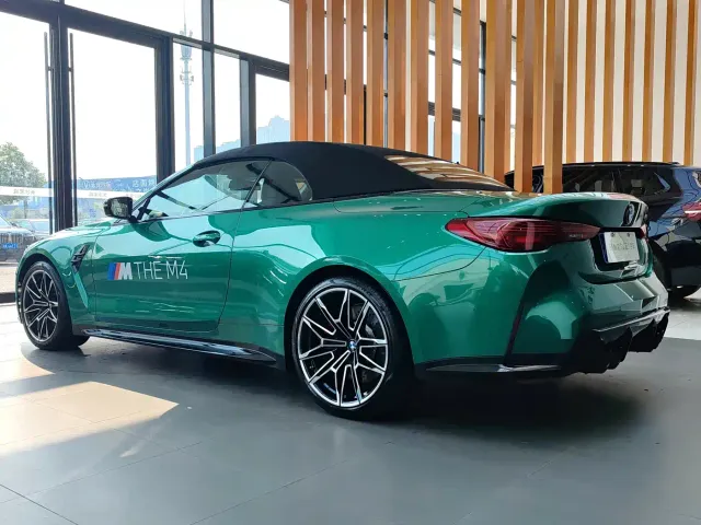 BMW M4 — Фото автомобиля 6