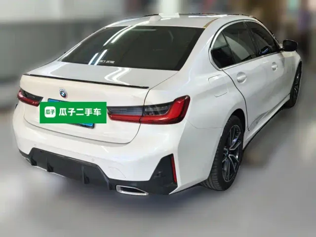 BMW 3 Series — Фото автомобиля 4